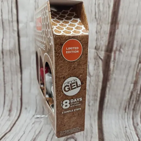 Sally Hansen Holiday Glaze Miracle Gel Gift Set Christmas Limited Edition Trio - Picture 2 of 4